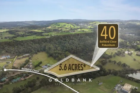 Property photo of 40 Bellbird Close Pakenham VIC 3810