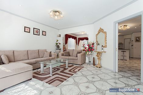 Property photo of 14 Wirilda Way Maidstone VIC 3012