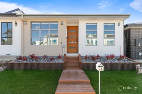 39 Corkery Cres, Taylor, ACT 2913