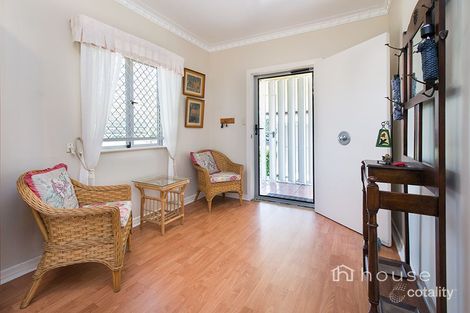 Property photo of 33 Pemberton Street Booval QLD 4304