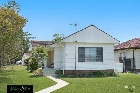 8 Carinmoney Ave, Warilla, NSW 2528