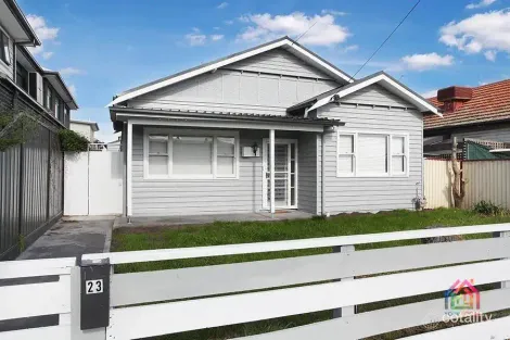 23 Blackshaws Rd, Newport, VIC 3015