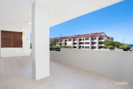 Property photo of 1/8 Nagel Avenue Miami QLD 4220