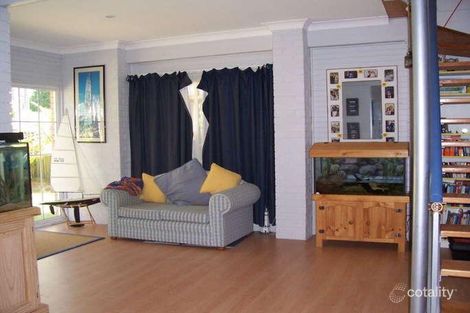 Property photo of 327 Tuggerawong Road Tuggerawong NSW 2259