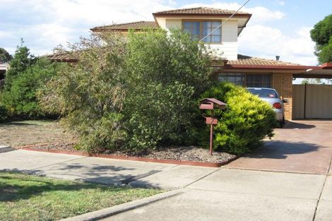 Property photo of 8 Glenbar Court Kealba VIC 3021