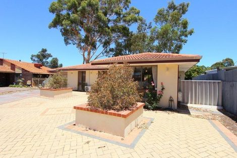 Property photo of 16 Bailey Place Beechboro WA 6063