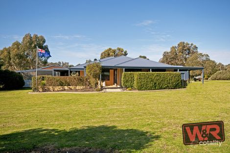 4 Greenwood Dr, Willyung, WA 6330