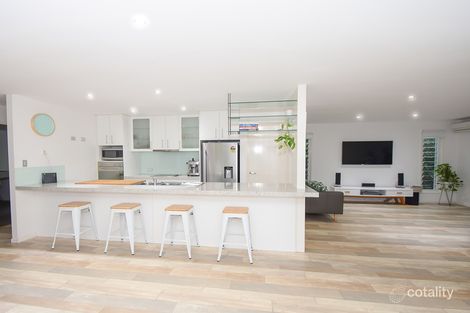 Property photo of 2 Riverstone Place Bli Bli QLD 4560