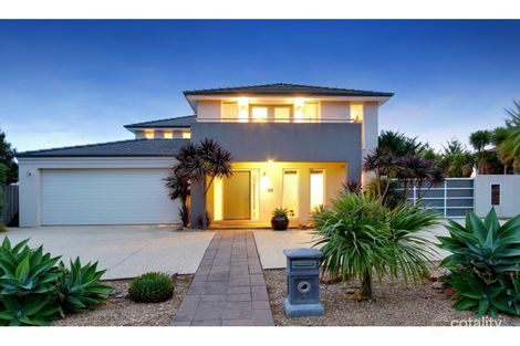 Property photo of 12 Meridian Way Mornington VIC 3931