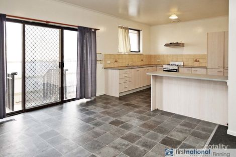 Property photo of 2/94 Circle Drive South Cranbourne VIC 3977