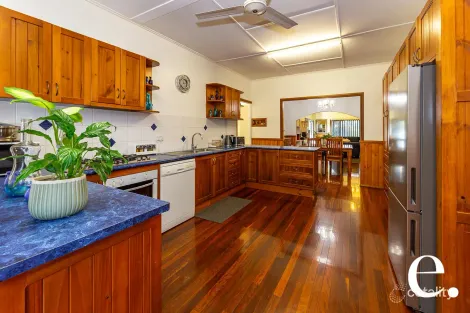 Property photo of 4 Martins Road Gooburrum QLD 4670