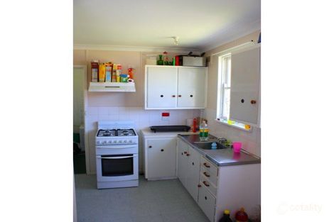Property photo of 4 Butler Place Windale NSW 2306