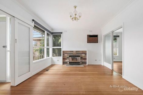 Property photo of 112 Macedon Road Templestowe Lower VIC 3107