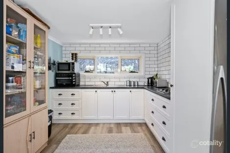 Property photo of 6 Amarantus Place Pinjarra WA 6208