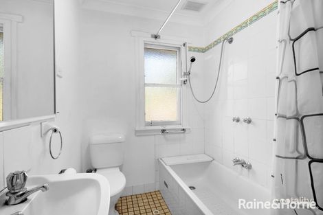 Property photo of 6 Young Avenue Nowra NSW 2541