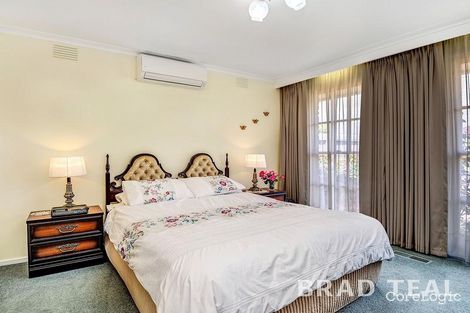 Property photo of 1 Eastern Street Craigieburn VIC 3064