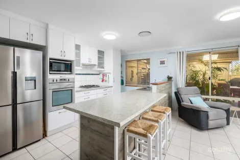 17 Gannet Ct, Geographe, WA 6280