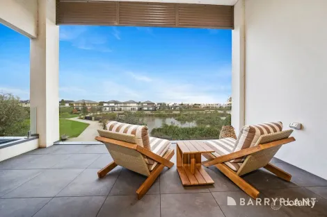 Property photo of 11 Sapper Lane Berwick VIC 3806