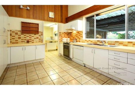 545 Grassdale Rd, Gumdale, QLD 4154