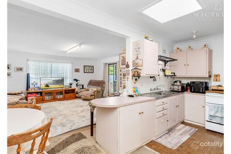 Property photo of 6 Malta Crescent Ashmont NSW 2650