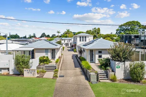 2/6 Swallow Ct, Newtown, QLD 4350