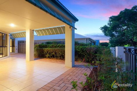 Property photo of 17 Jetty Walk Forest Lake QLD 4078