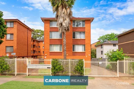 Property photo of 2/14 Forbes Street Warwick Farm NSW 2170