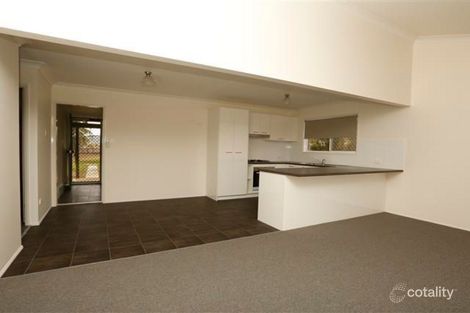 Property photo of 42 Flame Tree Court Walloon QLD 4306