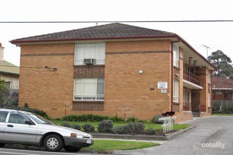 2/11 Fitzgerald Rd, Essendon, VIC 3040