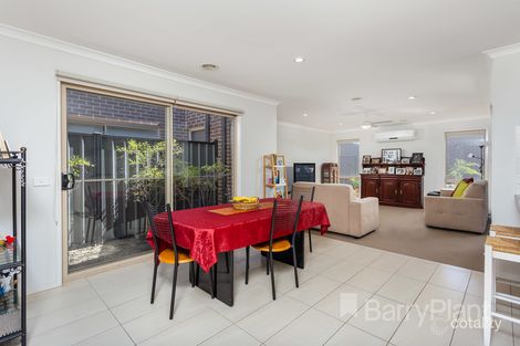 Property photo of 6 Tom Roberts Parade Point Cook VIC 3030