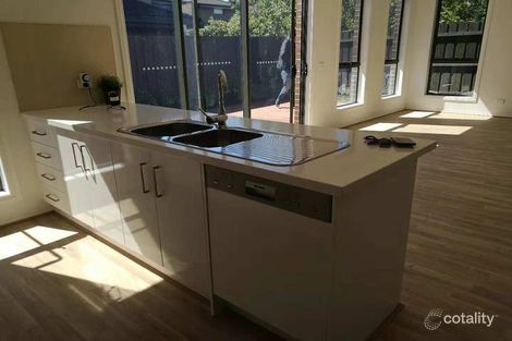 Property photo of 4/8 Bevan Avenue Clayton South VIC 3169