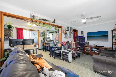 Property photo of 17 Tulkaba Road Wyee NSW 2259