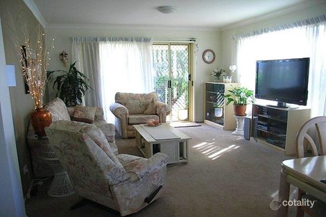 Property photo of 2/8 Rimu Place Nerang QLD 4211