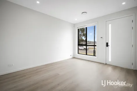 Property photo of 32 Culnane Road Riverstone NSW 2765