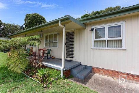 2/15 Budgewoi Rd, Noraville, NSW 2263