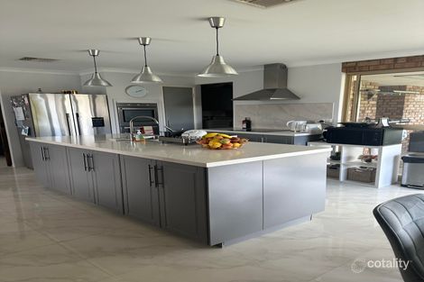 3 Kite Pl, Waikiki, WA 6169