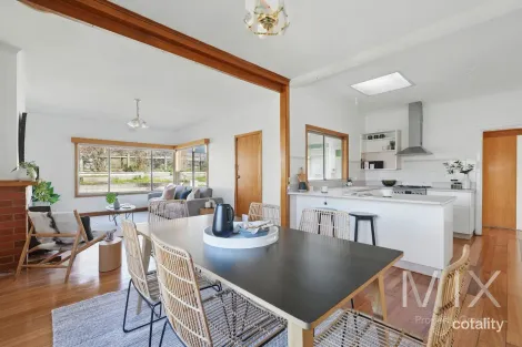 Property photo of 64 Kenbrae Avenue Glenorchy TAS 7010