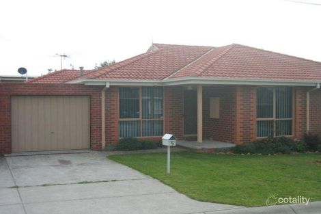 5 Entrance Rd, Seaford, VIC 3198