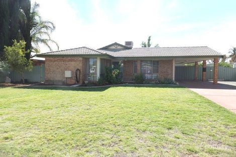 Property photo of 2 Holroyd Way Boulder WA 6432