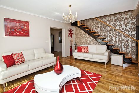 Property photo of 11 Chatswood Close Glen Waverley VIC 3150