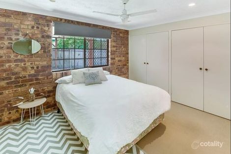 Property photo of 27 Coora Crescent Currimundi QLD 4551