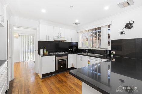 Property photo of 9 Woodview Court Dandenong North VIC 3175