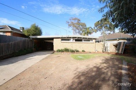 38 Geoffrey Dr, Kilsyth, VIC 3137