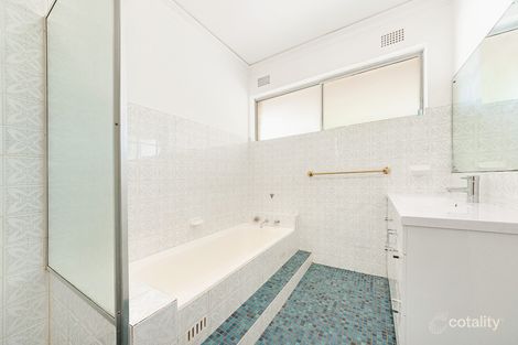 Property photo of 2 Cashel Crescent Killarney Heights NSW 2087