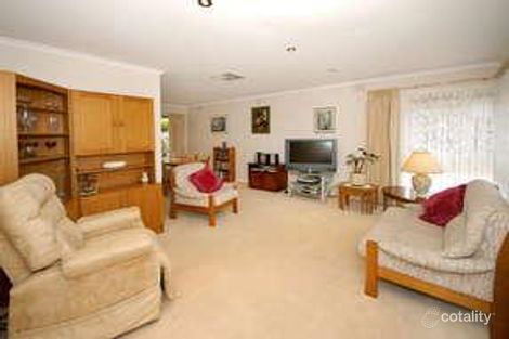 Property photo of 40 Hakea Street Watsonia North VIC 3087