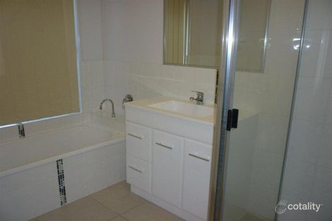 Property photo of 9 Rahima Court Gracemere QLD 4702