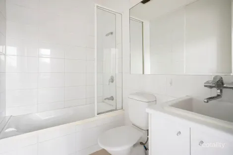 Property photo of 13/562-566 Little Bourke Street Melbourne VIC 3000