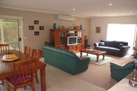 Property photo of 4 Wonga Mews South Morang VIC 3752