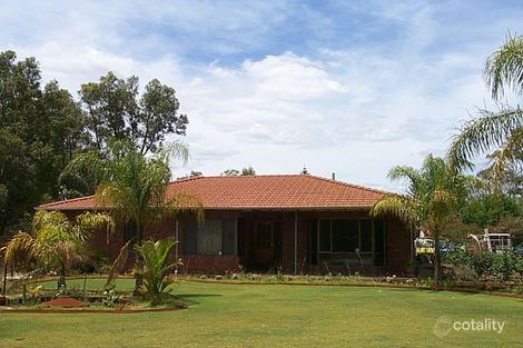 38 St Georges Ave, Champion Lakes, WA 6111