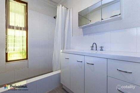 Property photo of 17 Hickson Avenue Armadale WA 6112